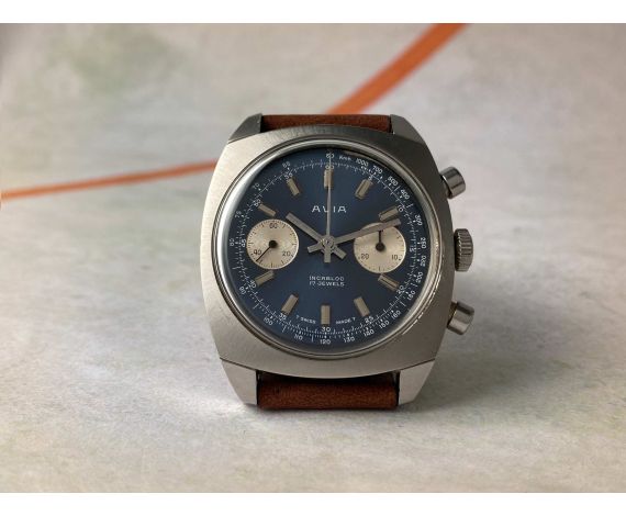 AVIA Vintage swiss hand wind chronograph watch Landeron 248 SPECTACULAR *** BLUE DIAL ***