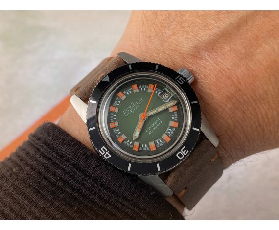 EURO WATCH DIVER 450 FEET Vintage Swiss automatic watch 150 METERS Cal. ETA 2472 *** SPECTACULAR BACK COVER ***