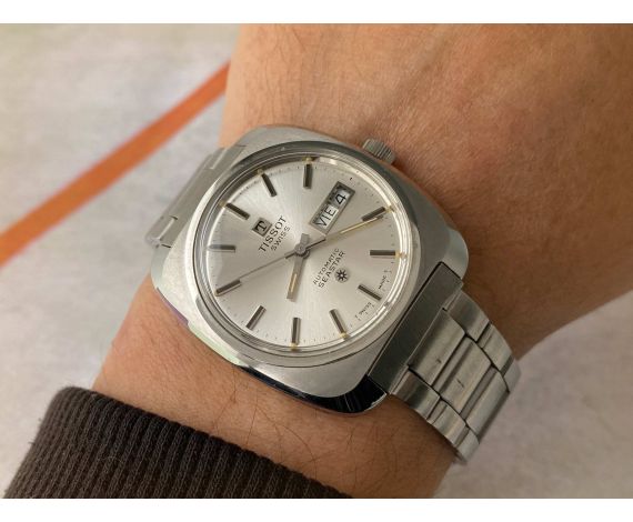 N.O.S. TISSOT SEASTAR Reloj vintage suizo automatico Ref. 46665-1X Cal. 2571 *** NUEVO DE ANTIGUO STOCK ***