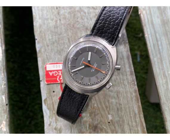N.O.S. OMEGA CHRONOSTOP RACING 1968 Vintage hand winding chronograph watch Cal. 865 Ref. ST 145.010 *** NEW OLD STOCK ***