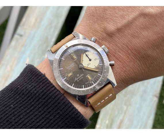 DUWARD AQUASTAR DEEPSTAR MK2 Vintage swiss hand winding watch Ref. 92 Cal. Valjoux 92. ICONIC *** TROPICALIZED DIAL ***