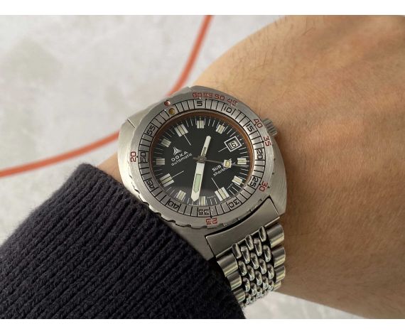 DOXA SUB 300T SHARKHUNTER Vintage Swiss automatic watch Cal. ETA 2783 OVERSIZE *** ORIGINAL SYNCHRON BRACELET ***