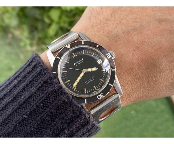 WALTHAM Vintage swiss automatic DIVER watch Cal. AS 1700/01 Ref. 1039-8 *** BEAUTIFUL ***