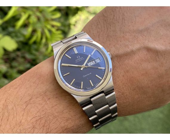 OMEGA GENÈVE Antique Swiss automatic watch Cal. 1022 Ref. 166.0174 - 366.0833 BLUE DIAL *** ALL ORIGINAL ***