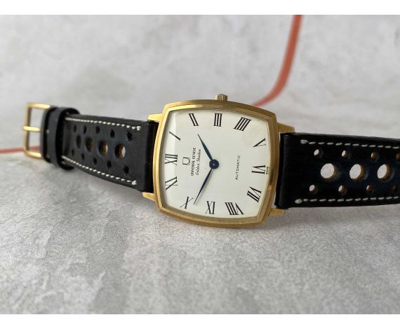 UNIVERSAL GENEVE GOLDEN SHADOW Automatic vintage Swiss watch 18K YELLOW GOLD Cal. 66 Ref. 166100/01 *** ELEGANT ***