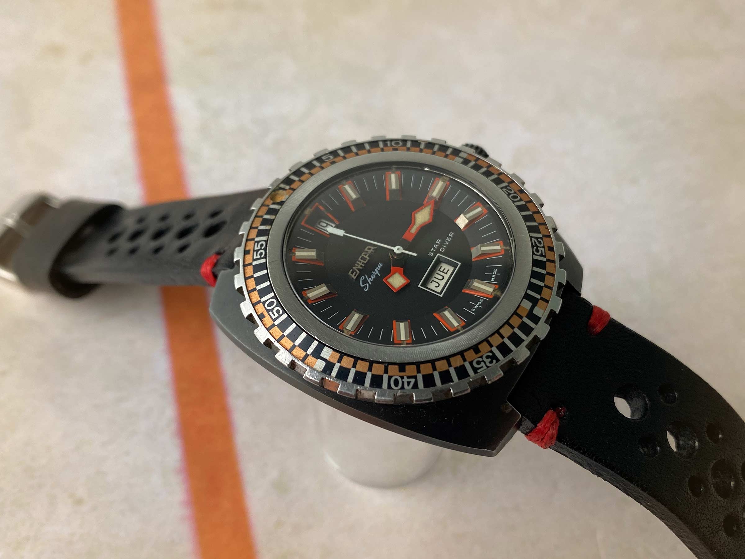 ENICAR SHERPA STAR DIVER Ref 2335 Reloj suizo automático vintage Cal. AR167 gran diámetro CORONA ROSCADA *** COLECCIONISTAS ***