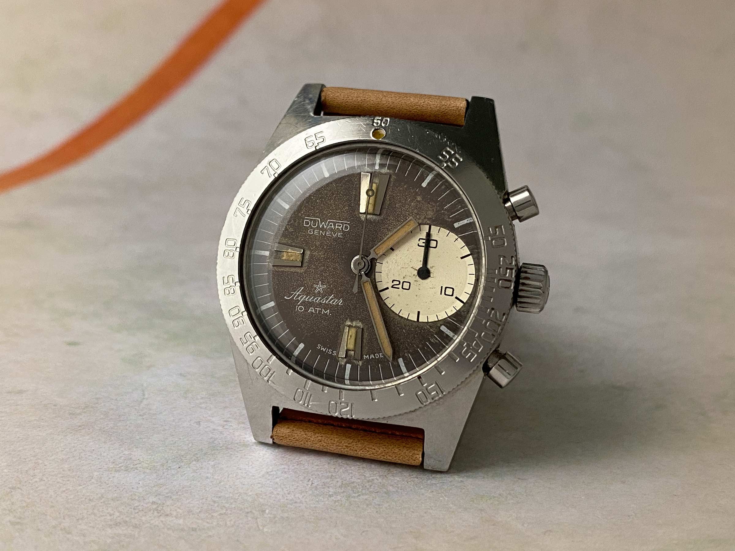 DUWARD AQUASTAR DEEPSTAR MK2 Vintage swiss hand winding watch Ref. 92 Cal. Valjoux 92. ICONIC *** TROPICALIZED DIAL ***