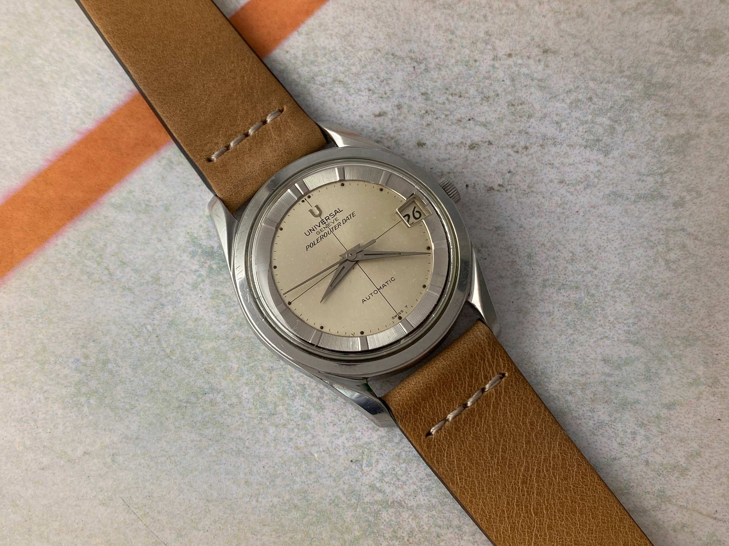 UNIVERSAL GENEVE POLEROUTER DATE Vintage swiss automatic watch Cal. 69 MICROTOR Ref. 869111/02 *** BEAUTIFUL ***