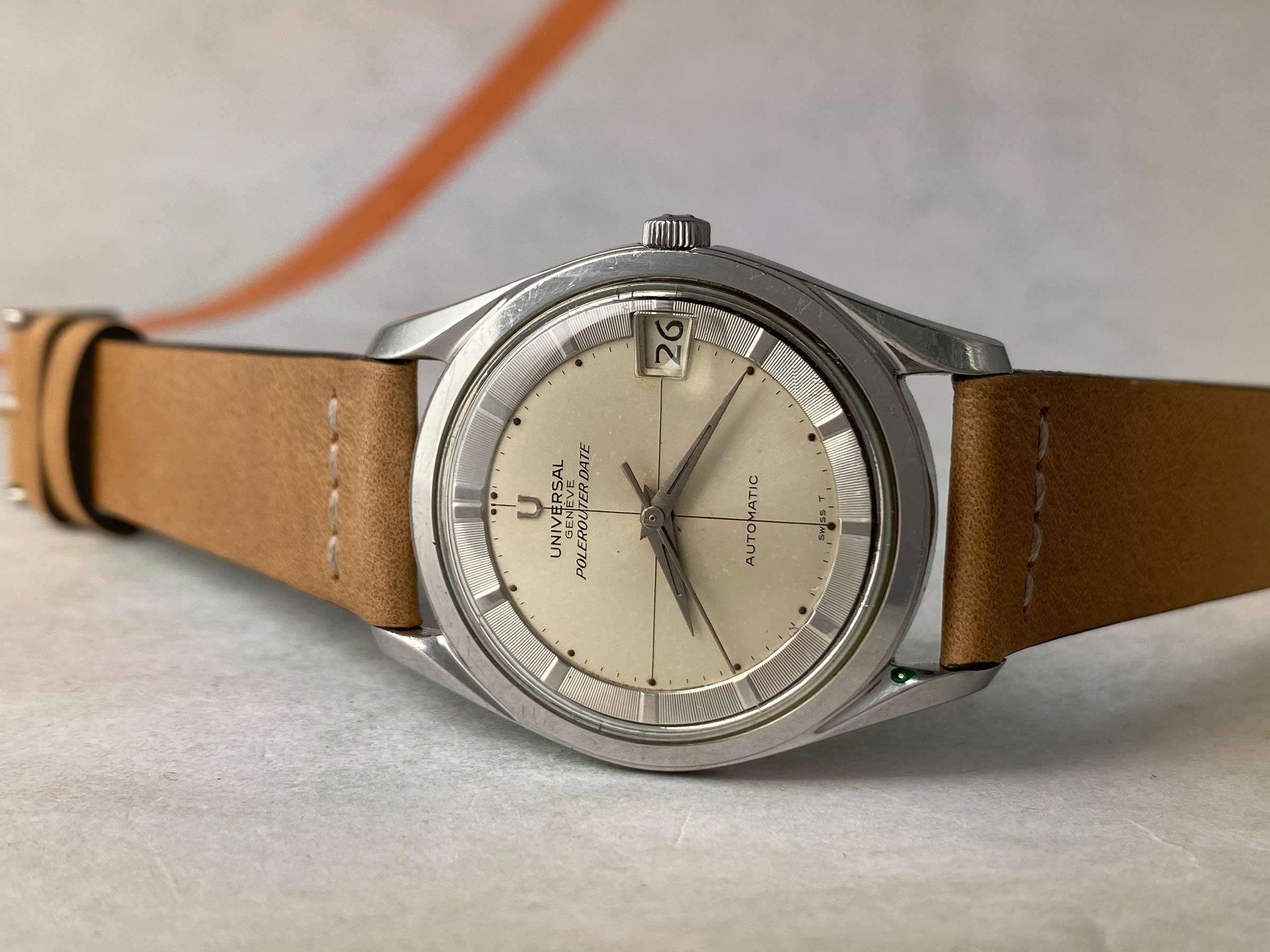 UNIVERSAL GENEVE POLEROUTER DATE Vintage swiss automatic watch Cal. 69 MICROTOR Ref. 869111/02 *** BEAUTIFUL ***
