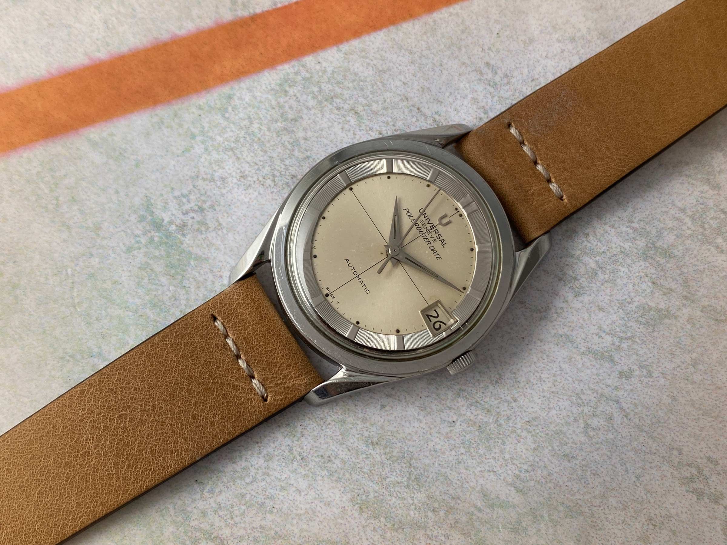 UNIVERSAL GENEVE POLEROUTER DATE Vintage swiss automatic watch Cal. 69 MICROTOR Ref. 869111/02 *** BEAUTIFUL ***