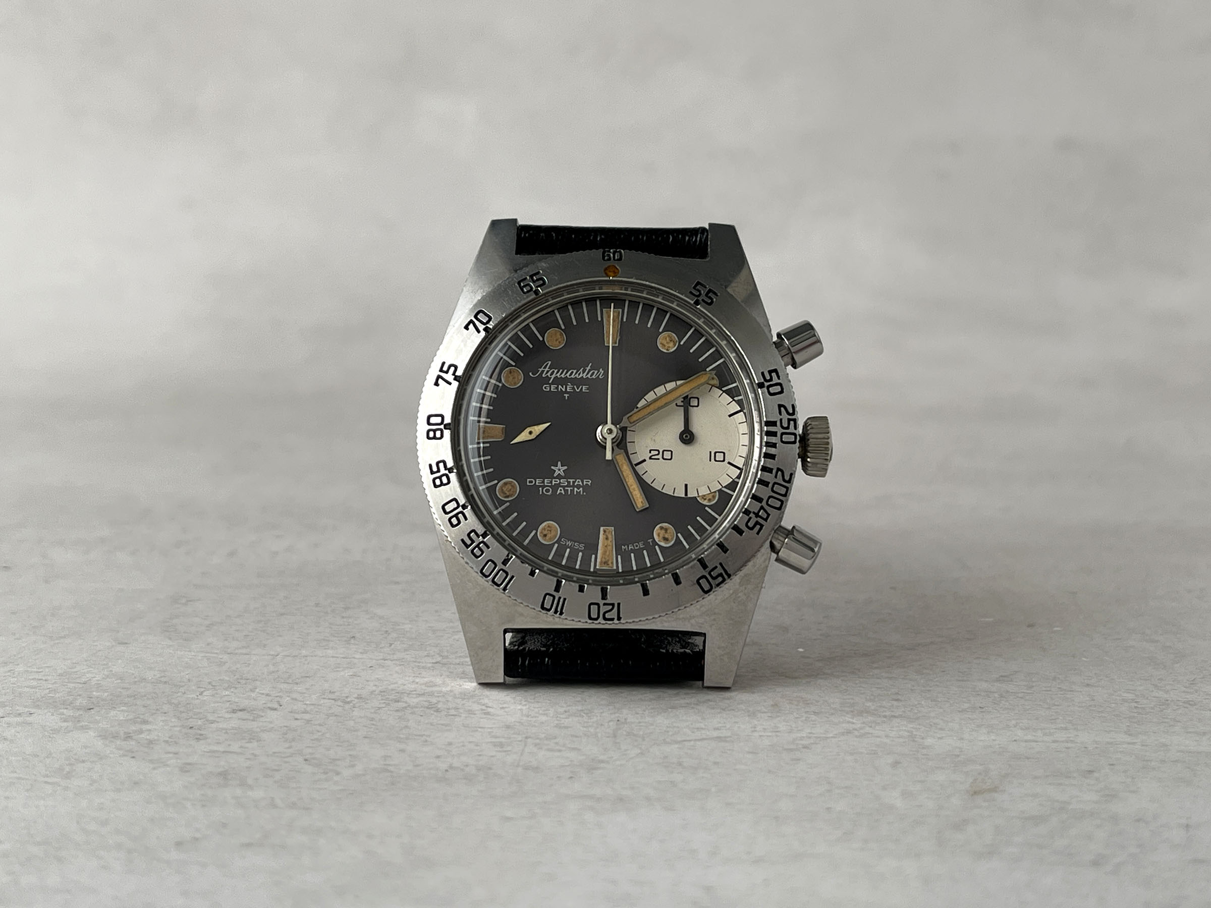 AQUASTAR DEEPSTAR 1968 (circa) - Reloj suizo antiguo de cuerda Referencia 92 Calibre Valjoux 92 - ICÓNICO *** IMPRESIONANTE ***