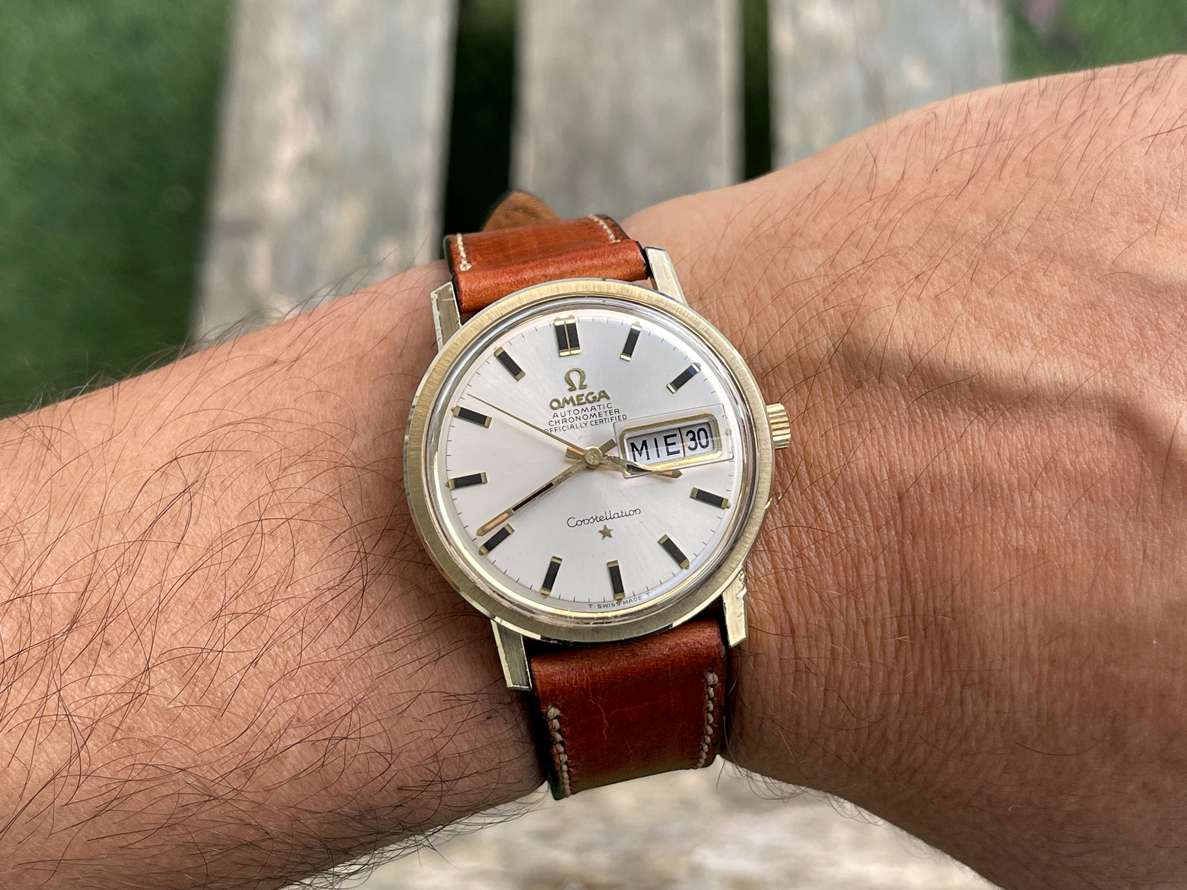 OMEGA CONSTELLATION CHRONOMETER OFFICIALLY CERTIFIED 1969 - Vintage Swiss Automatic Watch Reference 168.016 Caliber 751 *** BEAUTIFUL ***