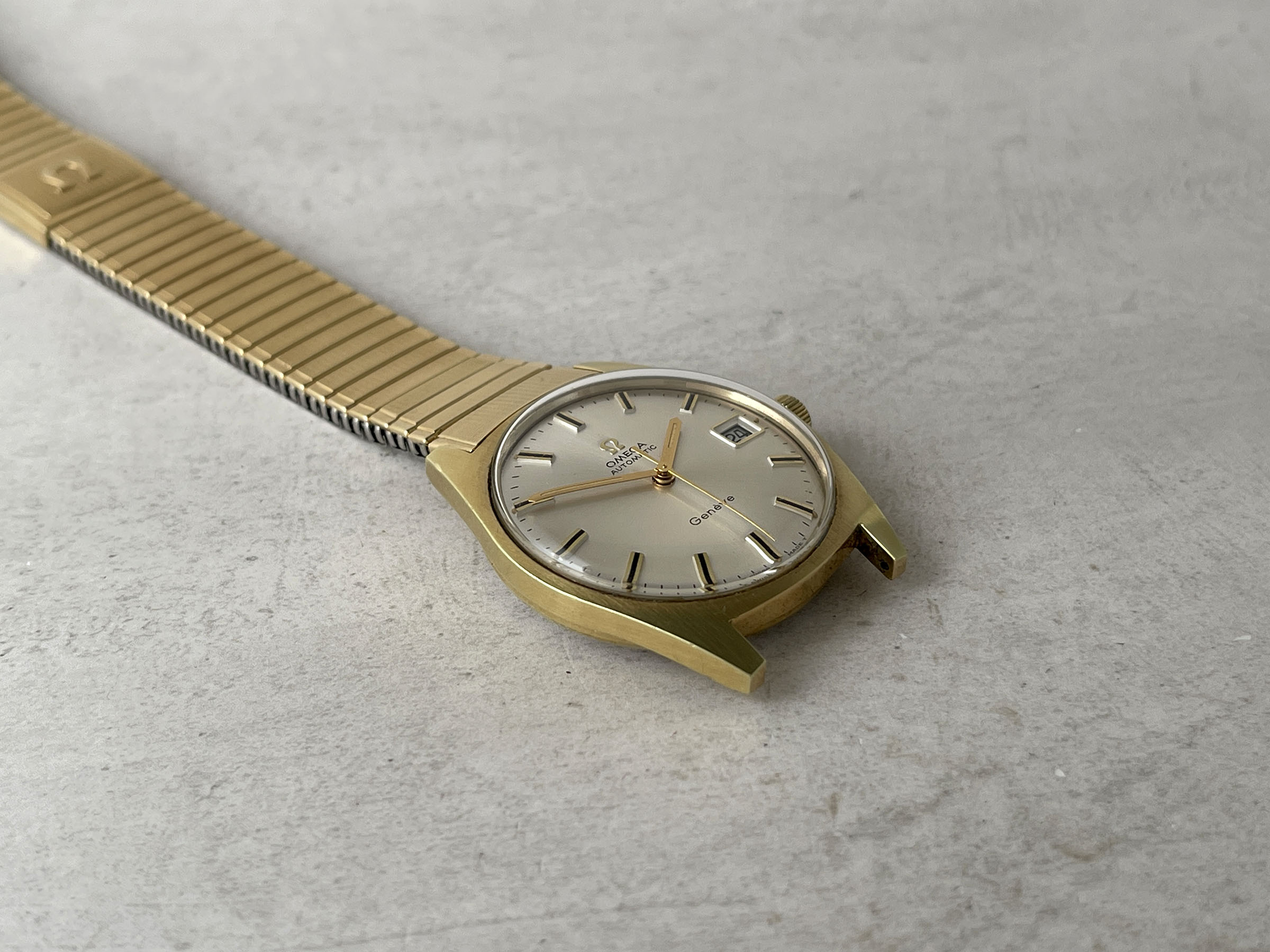 OMEGA GENÈVE 1970 (circa) - Vintage Swiss Automatic Watch Cal. 565 Ref. 166.041 - STUNNING CONDITION *** MINT ***