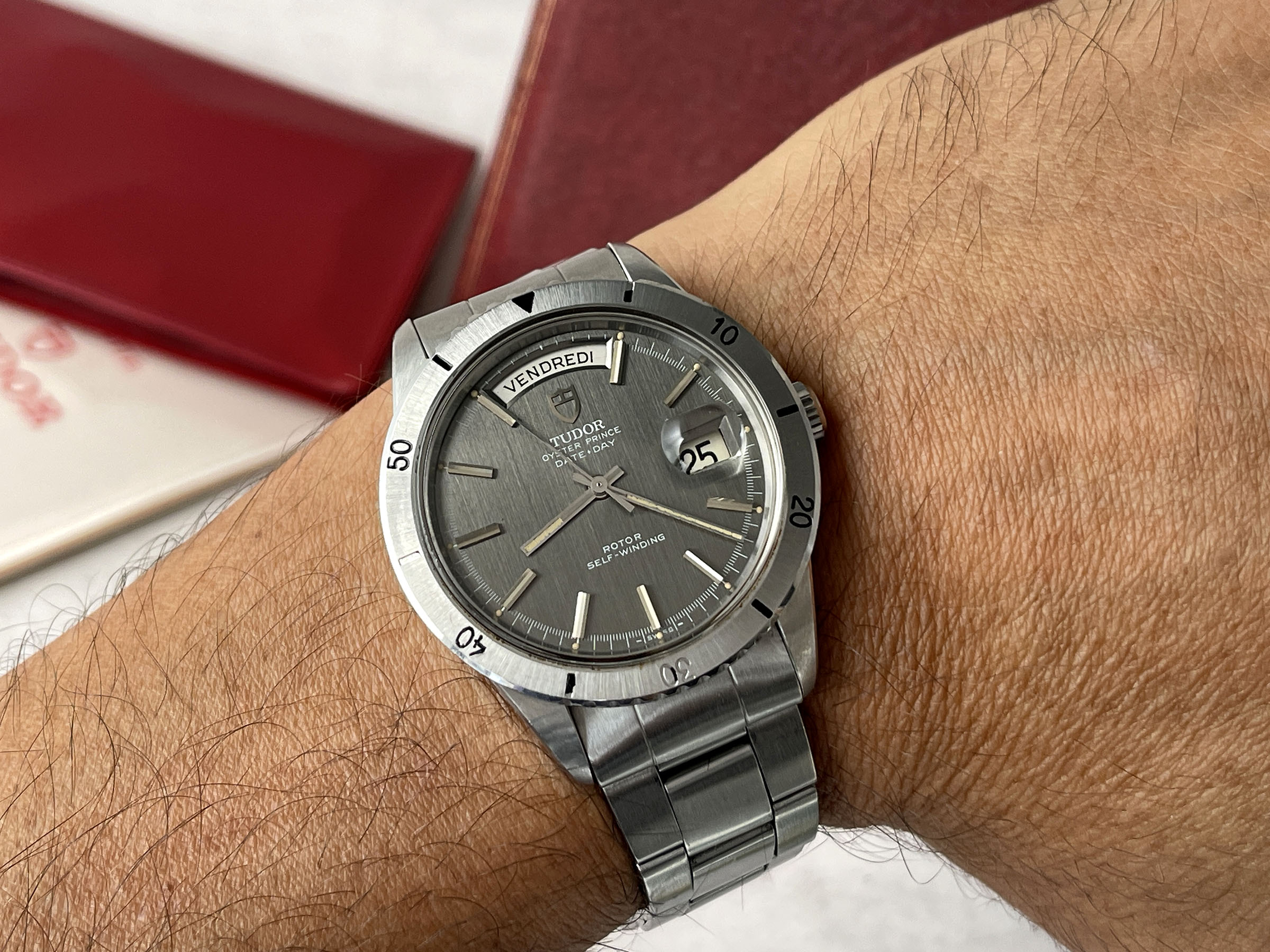 TUDOR OYSTER PRINCE DATE DAY "JUMBO" 1969 - Reloj suizo vintage automático Ref. 7020/0 Cal. AS 1895. CON ESTUCHE Y PAPELES *** MARAVILLOSO ***