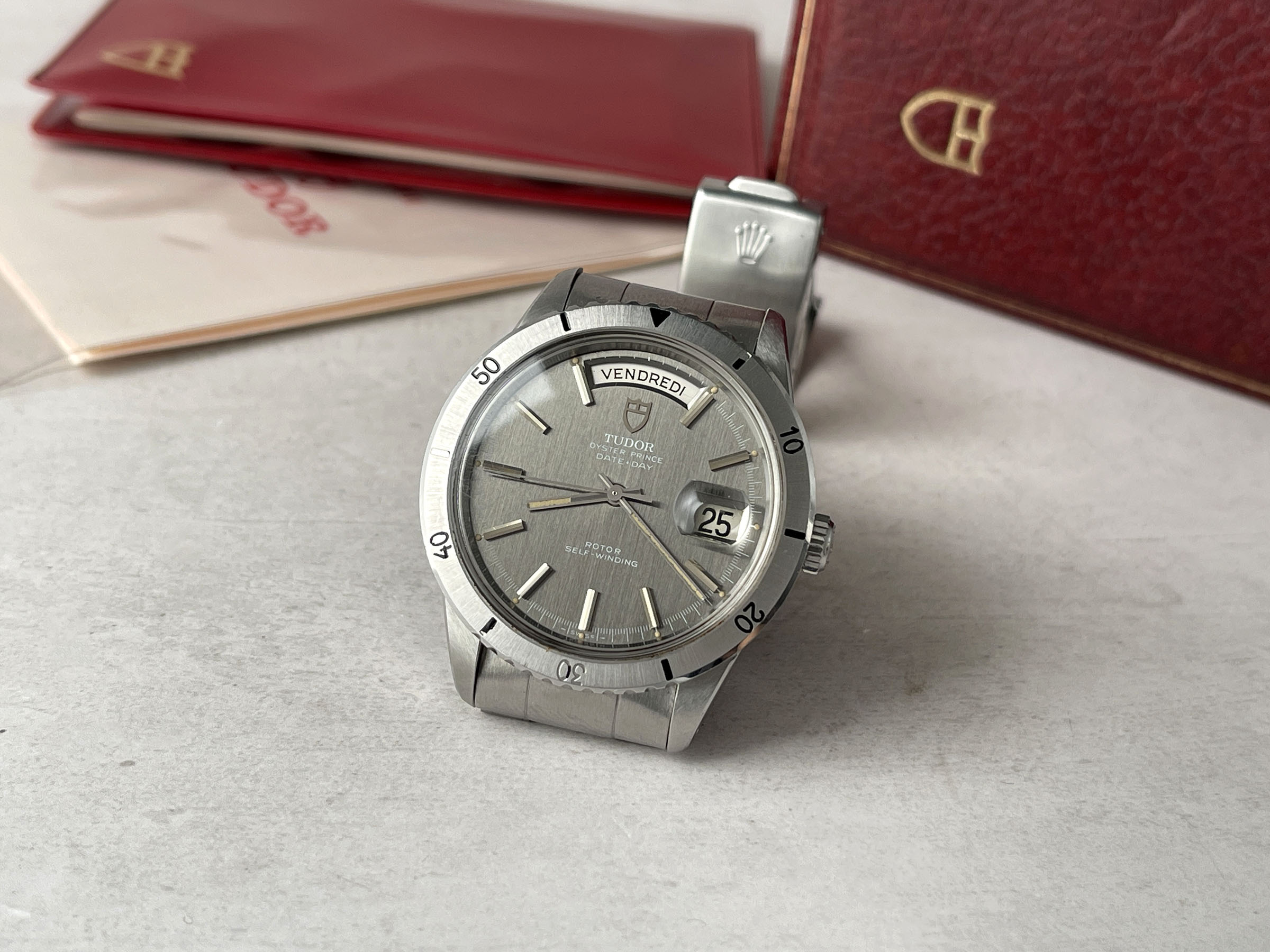 TUDOR OYSTER PRINCE DATE DAY "JUMBO" 1969 - Reloj suizo vintage automático Ref. 7020/0 Cal. AS 1895. CON ESTUCHE Y PAPELES *** MARAVILLOSO ***