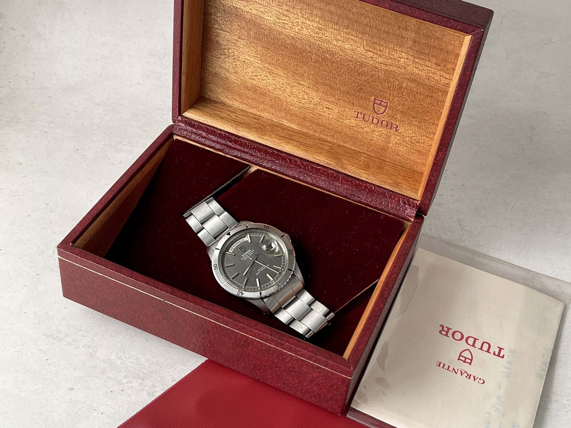 TUDOR OYSTER PRINCE DATE DAY "JUMBO" 1969 - Reloj suizo vintage automático Ref. 7020/0 Cal. AS 1895. CON ESTUCHE Y PAPELES *** MARAVILLOSO ***