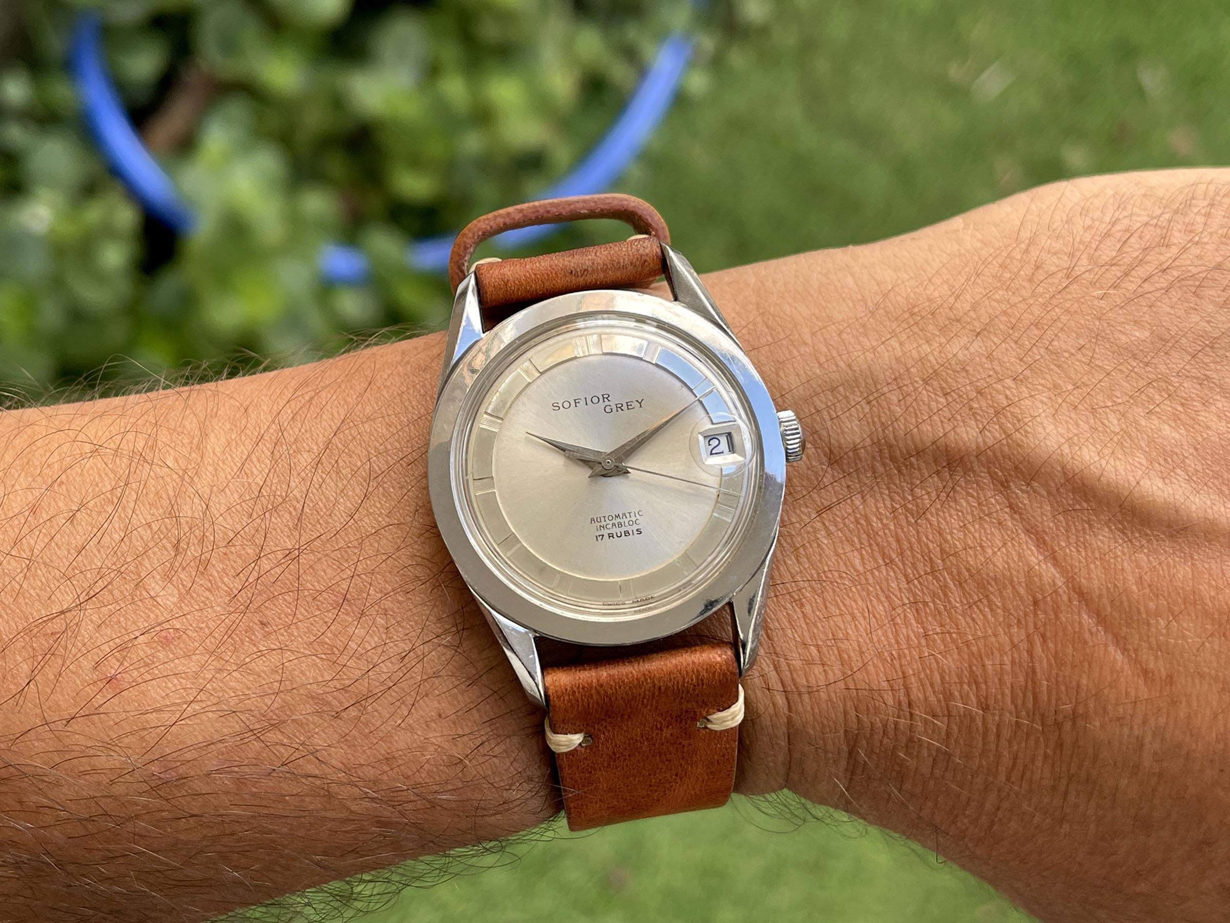 SOFIOR GREY 1965 (circa) - Vintage Swiss Automatic Watch Cal. FELSA 4007N Ref. 616-9 *** POLEROUTER STYLE ***