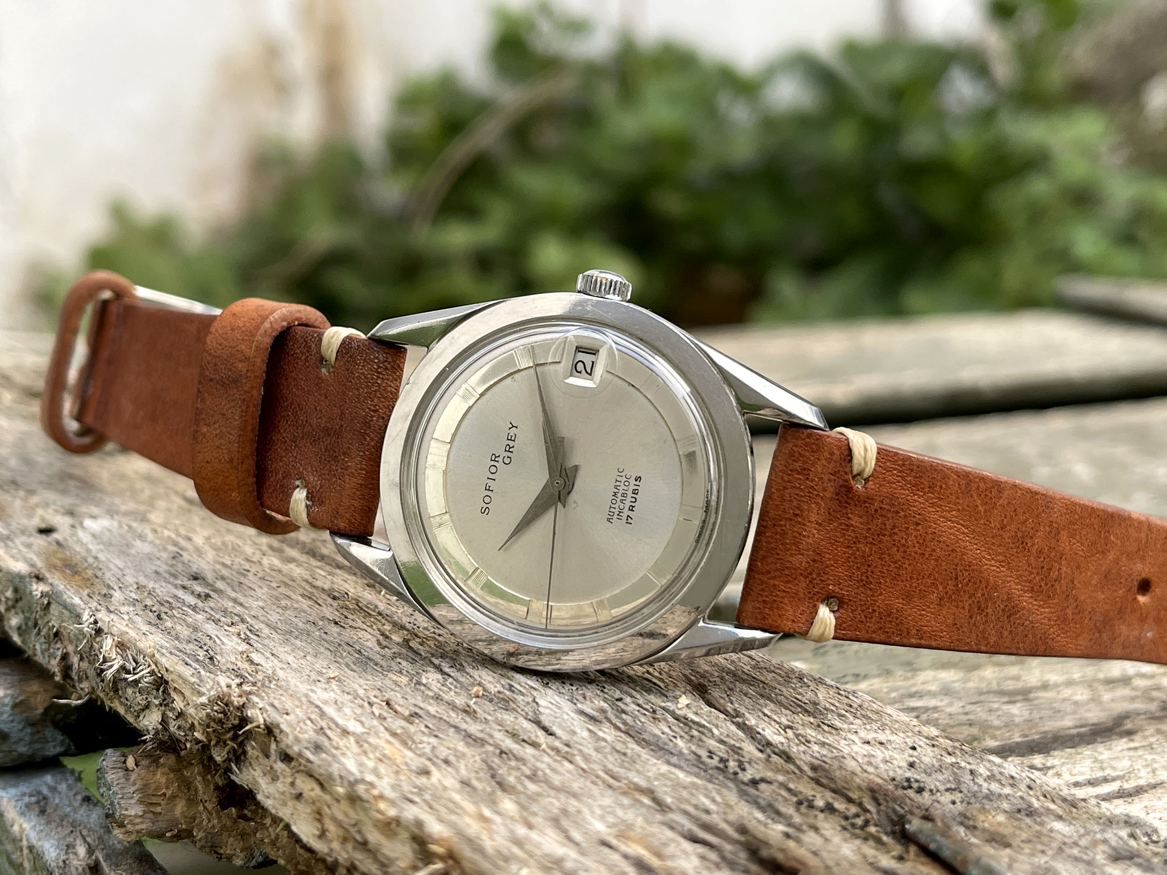 SOFIOR GREY 1965 (circa) - Vintage Swiss Automatic Watch Cal. FELSA 4007N Ref. 616-9 *** POLEROUTER STYLE ***