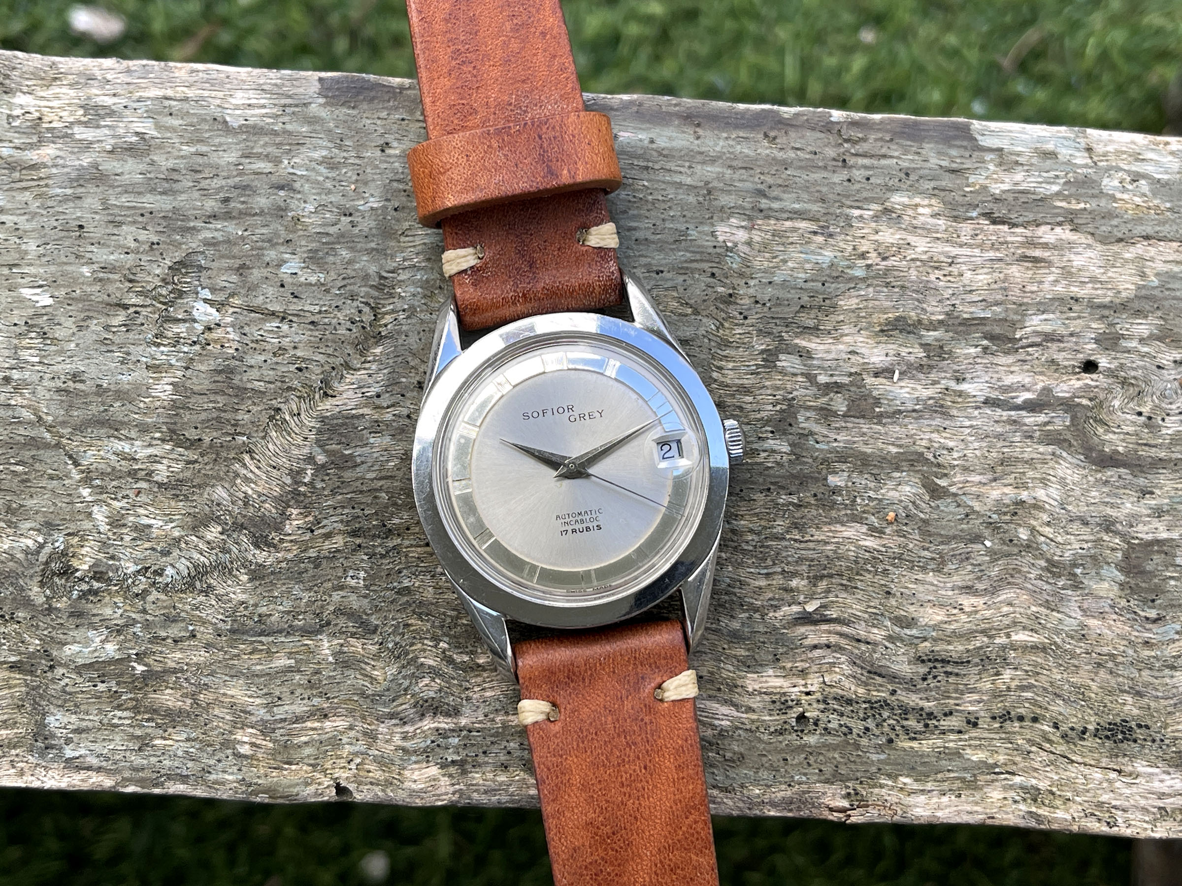 SOFIOR GREY 1965 (circa) - Vintage Swiss Automatic Watch Cal. FELSA 4007N Ref. 616-9 *** POLEROUTER STYLE ***