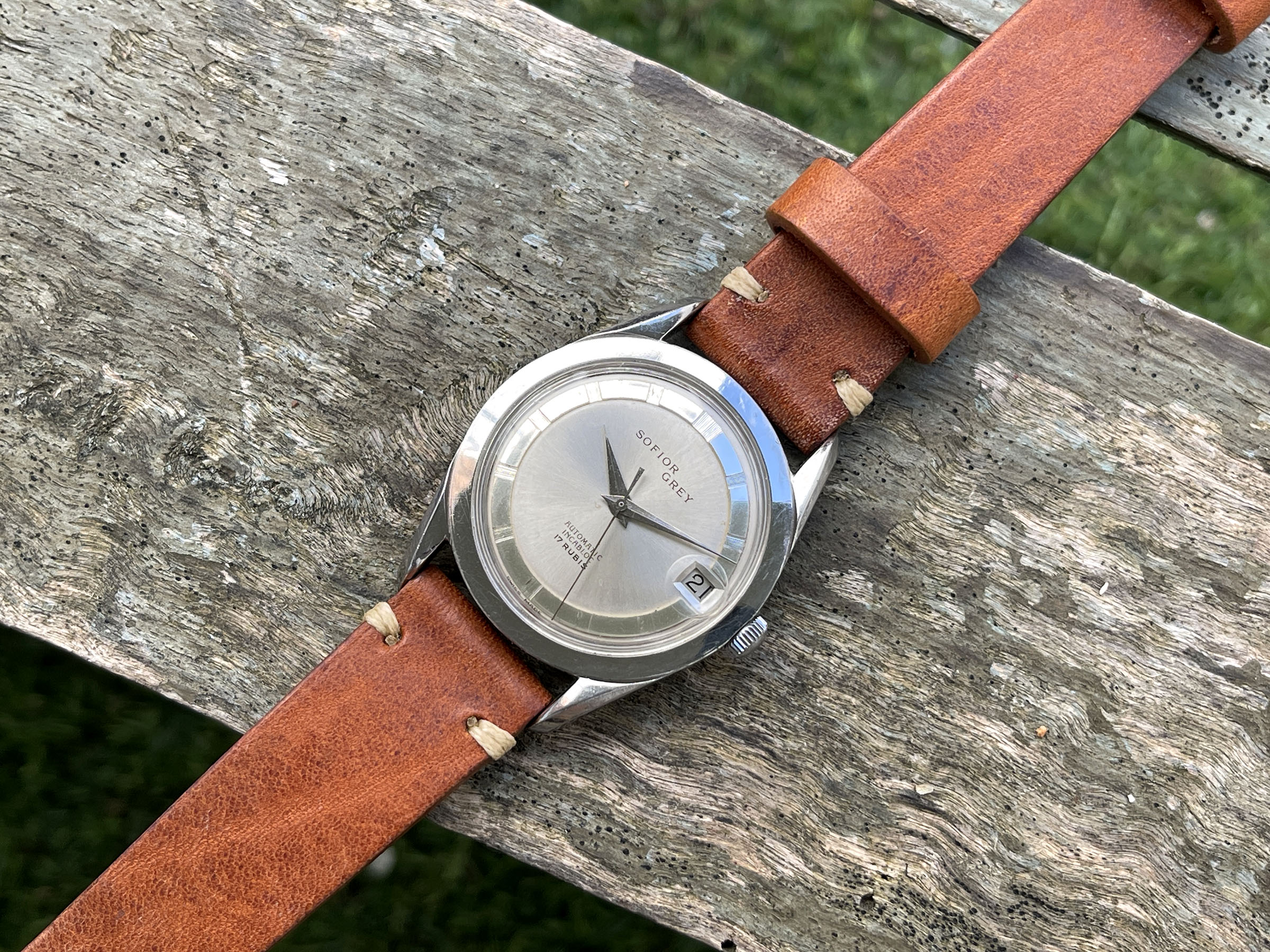 SOFIOR GREY 1965 (circa) - Vintage Swiss Automatic Watch Cal. FELSA 4007N Ref. 616-9 *** POLEROUTER STYLE ***