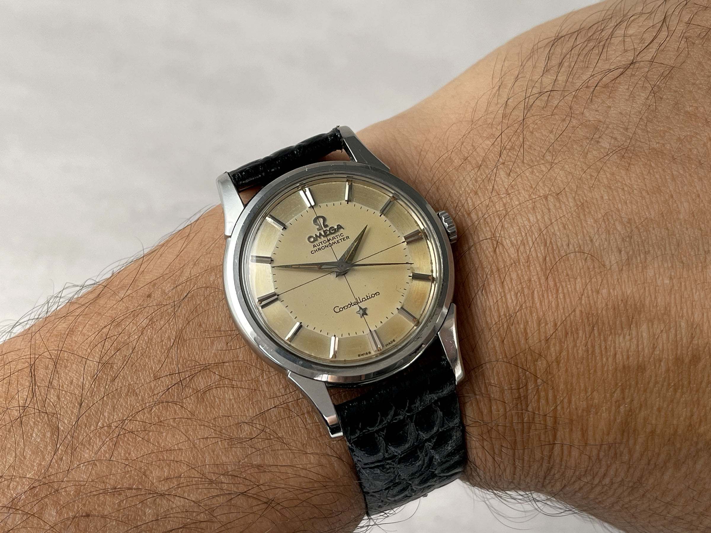 OMEGA CONSTELLATION "PIE PAN" 1960 - Reloj vintage suizo automático CHRONOMETER Cal. 551 Ref. 14381-8 *** EXCEPCIONAL ESFERA TROPICAL ***