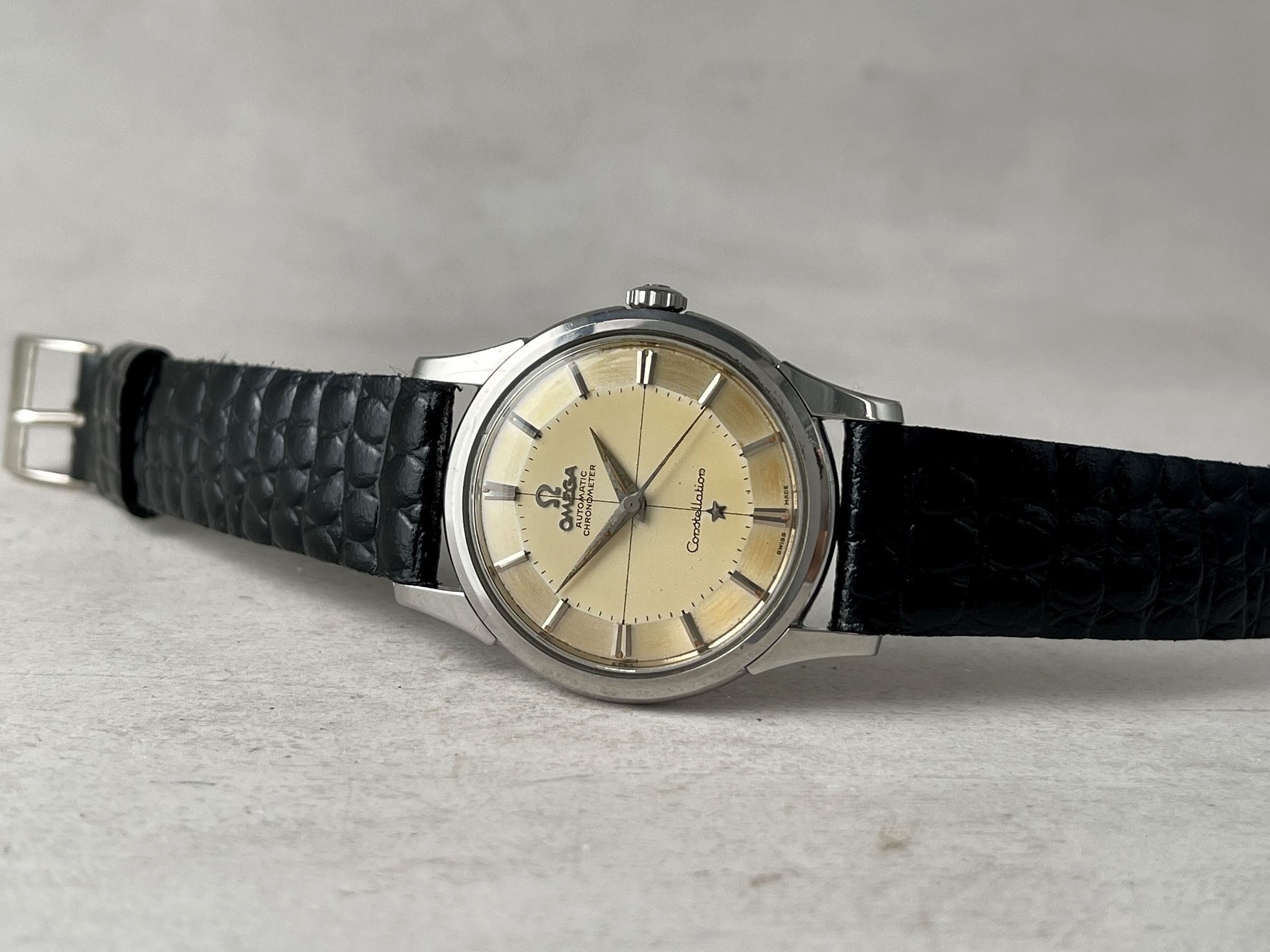 OMEGA CONSTELLATION "PIE PAN" 1960 - Reloj vintage suizo automático CHRONOMETER Cal. 551 Ref. 14381-8 *** EXCEPCIONAL ESFERA TROPICAL ***